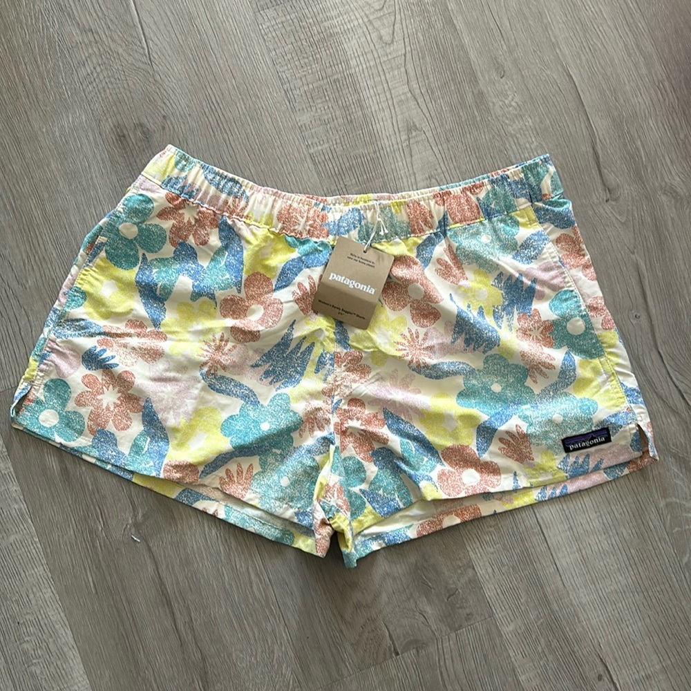 PATAGONIA | Women's Barely Baggies™™ Shorts - 21/2"